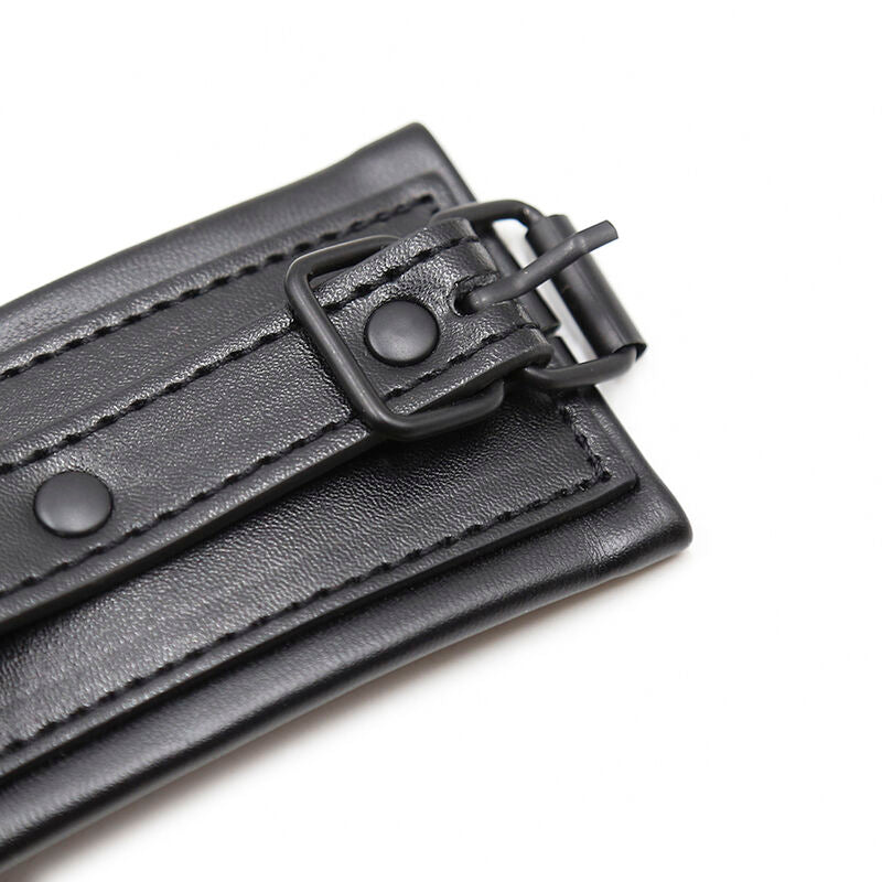 Manette Polsiere A Bracciale In Pelle Nera Con Fibia Regolabile E Ganci Di Trazione Bdsm Bondage