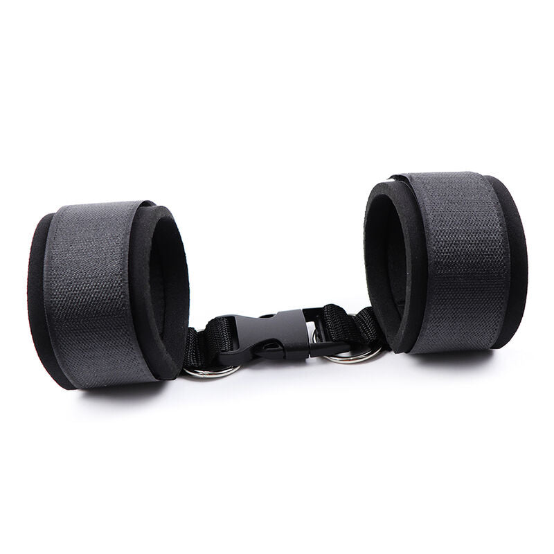 Manette polsiere in nylon con strappo con gancio in plastica bondage 