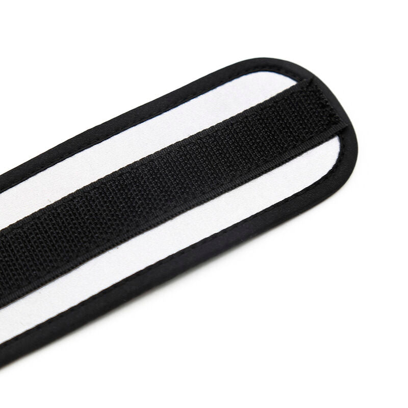 Manette polsiere nere e grigie in neoprene metallo con moschettone in nylon sicuro senza ftalati bondage ohmama fetish