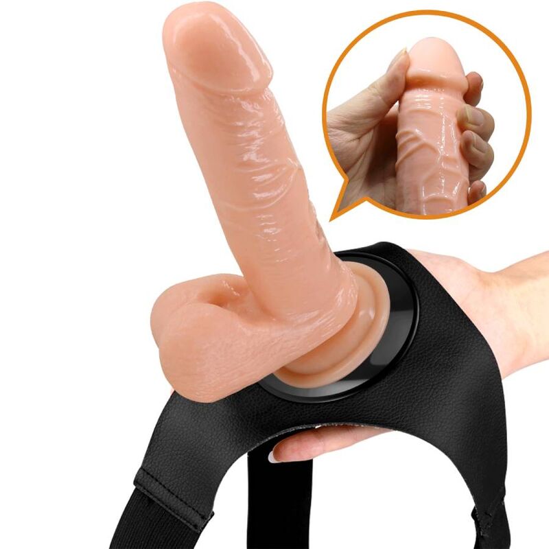 Strap-on imbragatura slip universale con dildo realistico 20 cm carne per piacere orgasmico in coppia Pretty Love