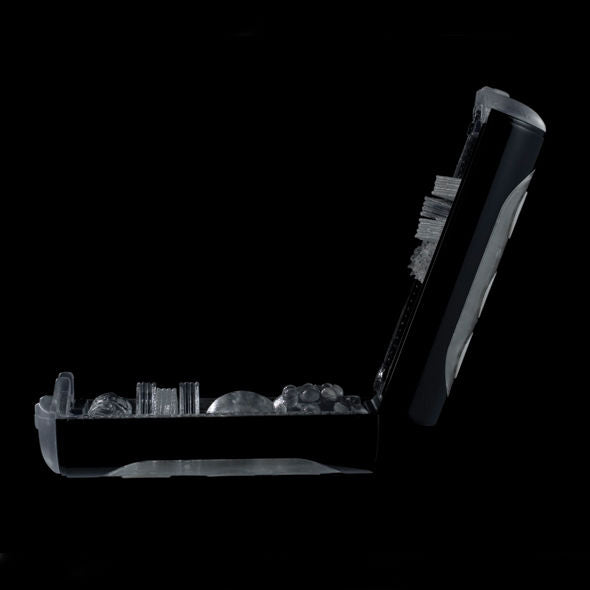 Masturbatore maschile innovativo nero Flip Hole con elastomero ultra morbido e stimolazione avanzata Tenga