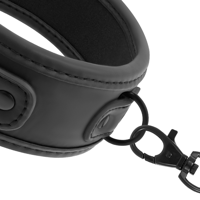 Collare regolabile in neoprene da sottomissione con catena da passeggio bondage